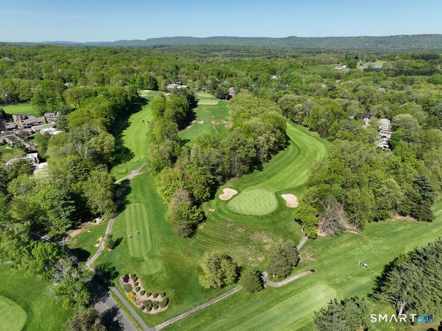 6 Heritage Drive 6, Avon, CT 06001