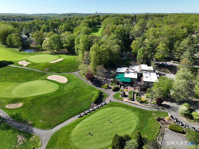 6 Heritage Drive 6, Avon, CT 06001