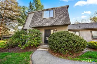 6 Heritage Drive 6, Avon, CT 06001