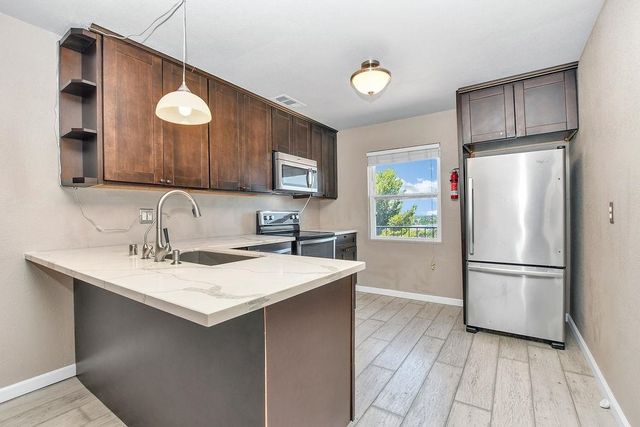 609 Lynn Ave, Antioch, CA 94509