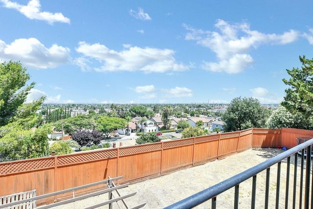 609 Lynn Ave, Antioch, CA 94509