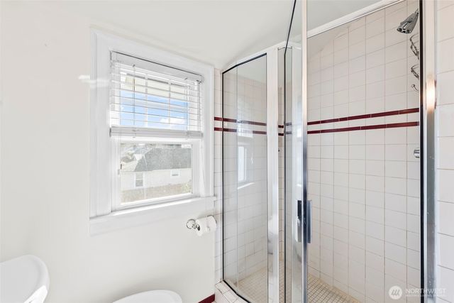 327 5th Street SW, Puyallup, WA 98371