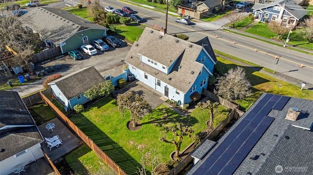 327 5th Street SW, Puyallup, WA 98371