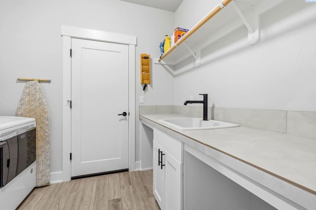 3150 Quail Ridge Loop, Richland, WA 99354