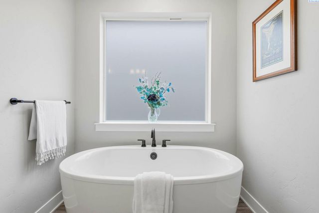 3150 Quail Ridge Loop, Richland, WA 99354