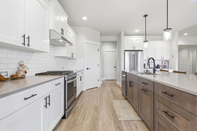 3150 Quail Ridge Loop, Richland, WA 99354