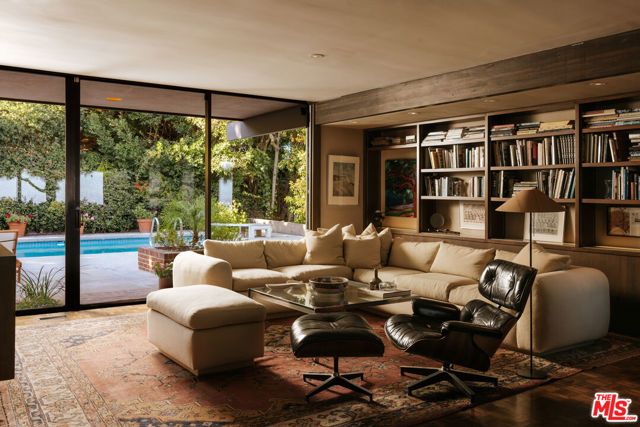 9225 Nightingale Drive, Los Angeles, CA 90069