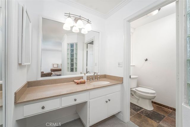 24686 Venablo, Mission Viejo, CA 92691