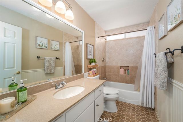 24686 Venablo, Mission Viejo, CA 92691