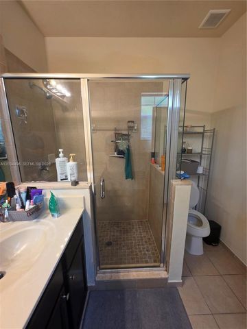9424 SW 171st Pl, Miami, FL 33196