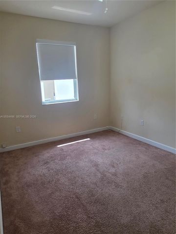 9424 SW 171st Pl, Miami, FL 33196
