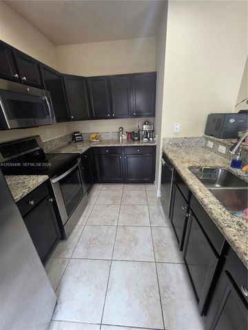 9424 SW 171st Pl, Miami, FL 33196