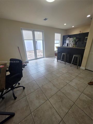 9424 SW 171st Pl, Miami, FL 33196