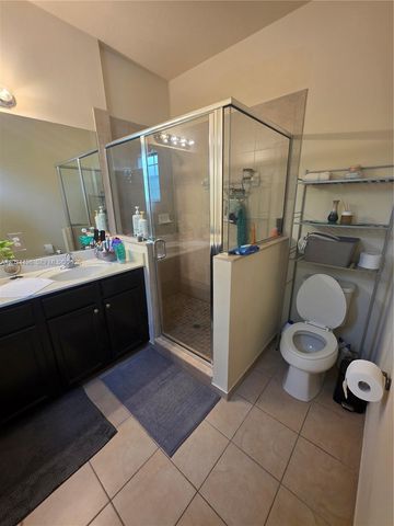 9424 SW 171st Pl, Miami, FL 33196