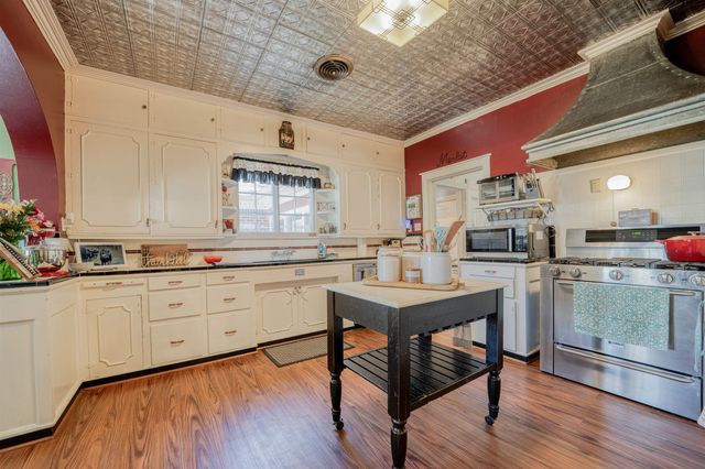 1208 Meadow Ave, Kilgore, TX 75662