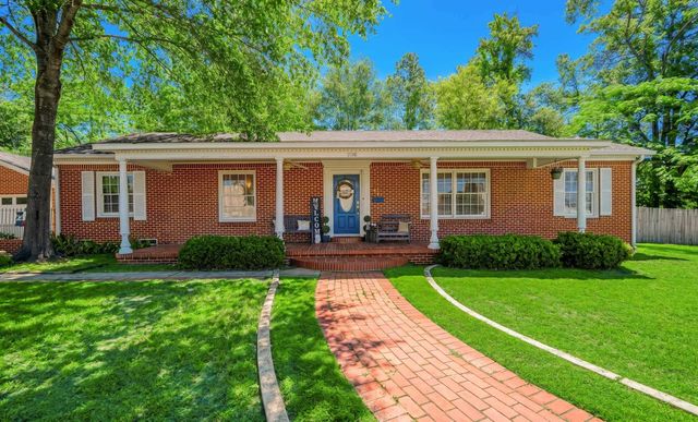 1208 Meadow Ave, Kilgore, TX 75662