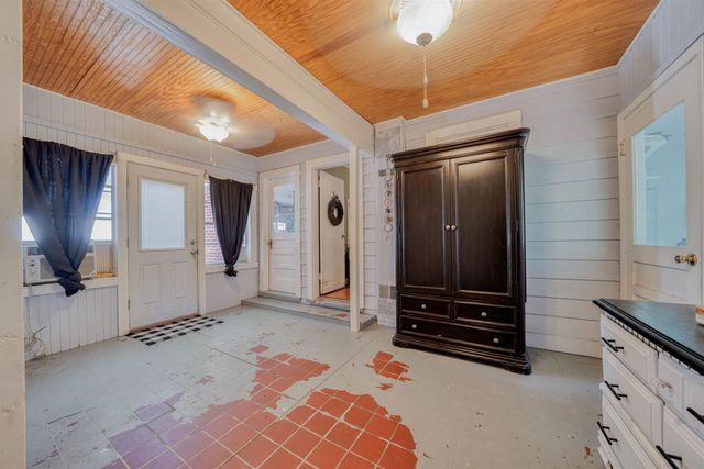 1208 Meadow Ave, Kilgore, TX 75662