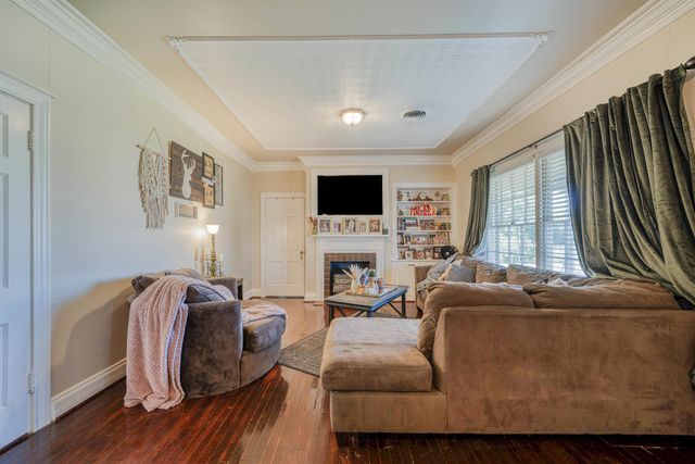 1208 Meadow Ave, Kilgore, TX 75662