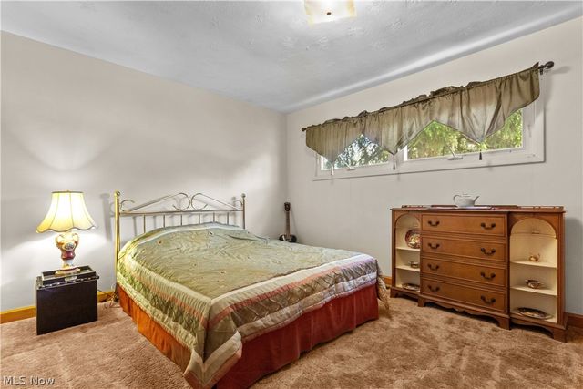 455 Montrose Avenue NW, Massillon, OH 44646