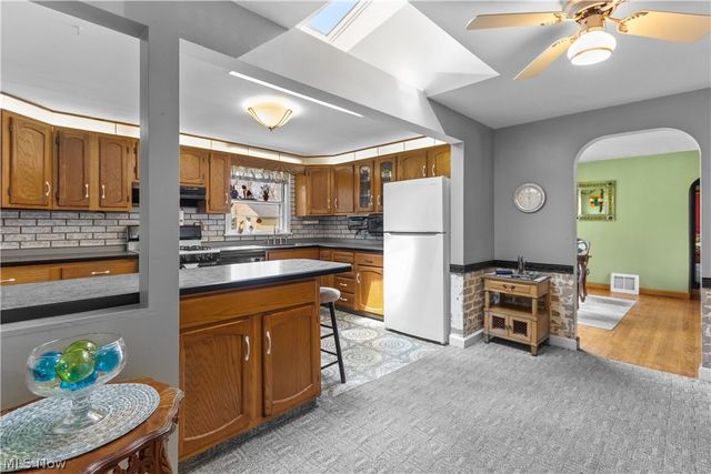 455 Montrose Avenue NW, Massillon, OH 44646