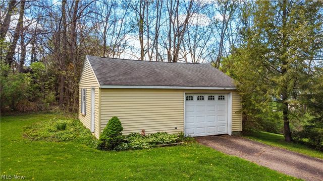 455 Montrose Avenue NW, Massillon, OH 44646