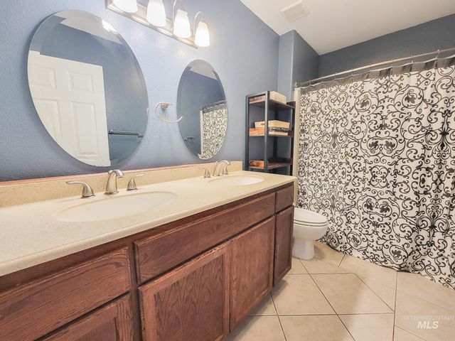 711 Airway Ave, Lewiston, ID 83501