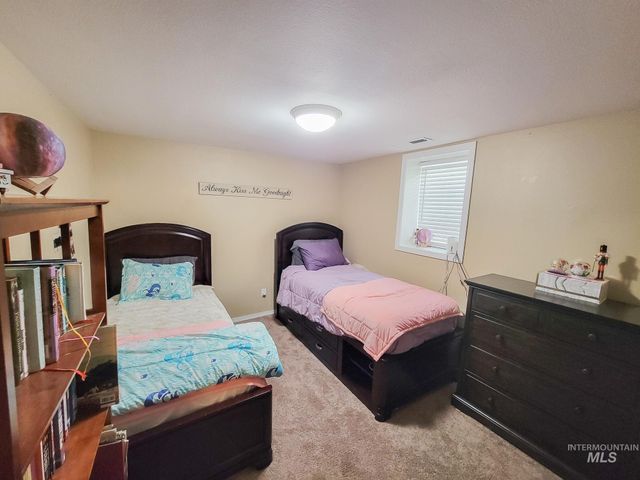711 Airway Ave, Lewiston, ID 83501