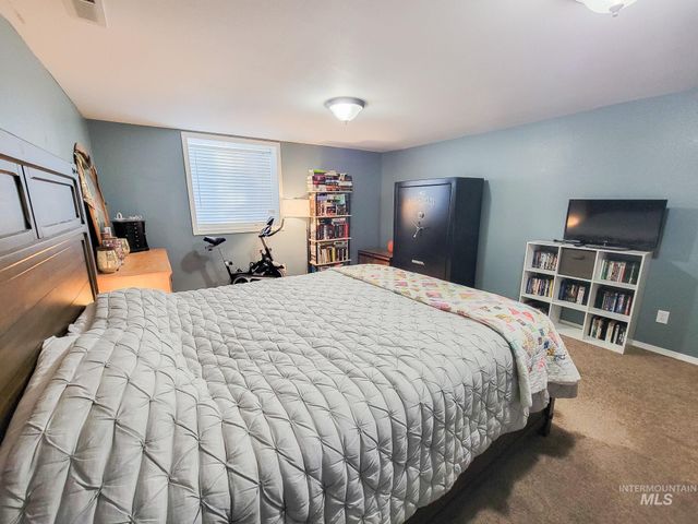711 Airway Ave, Lewiston, ID 83501