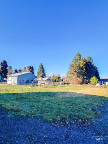 711 Airway Ave, Lewiston, ID 83501