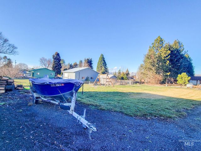 711 Airway Ave, Lewiston, ID 83501