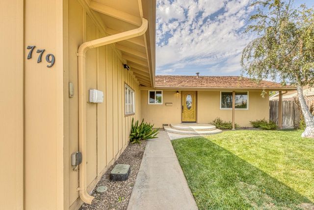 779 Bedford Drive, Salinas, CA 93901