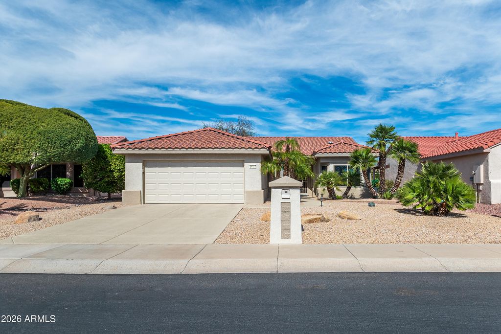 16324 W KEY ESTRELLA Drive, Surprise, AZ 85374