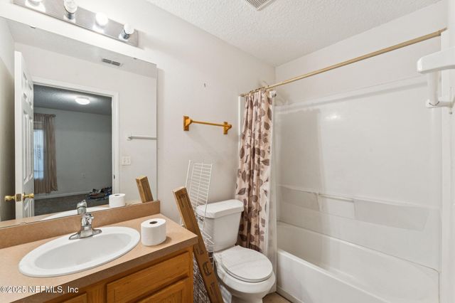 8145 ODEN Avenue, Jacksonville, FL 32216