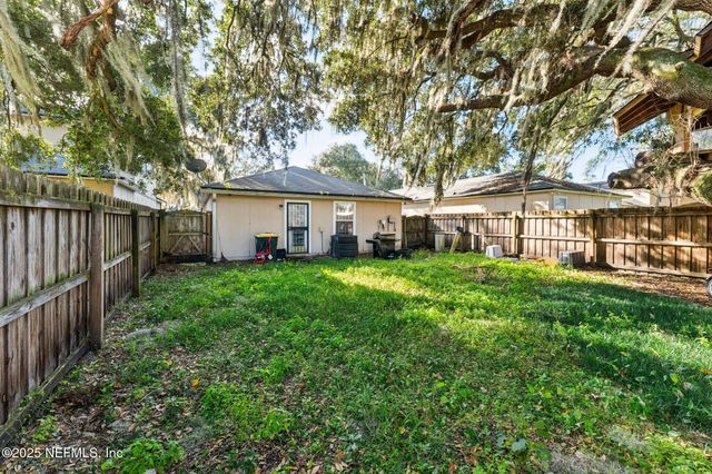 8145 ODEN Avenue, Jacksonville, FL 32216