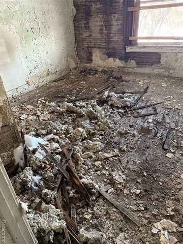 8611 Chalfonte Street, Detroit, MI 48238