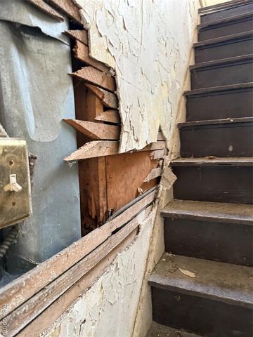 8611 Chalfonte Street, Detroit, MI 48238