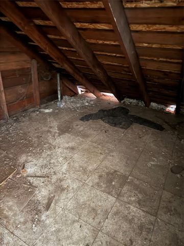 8611 Chalfonte Street, Detroit, MI 48238