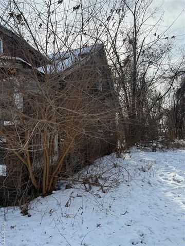 8611 Chalfonte Street, Detroit, MI 48238