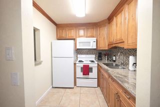 204 Kent L L, West Palm Beach, FL 33417