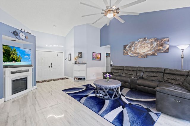 4191 NW 58th Street, Coconut Creek, FL 33073