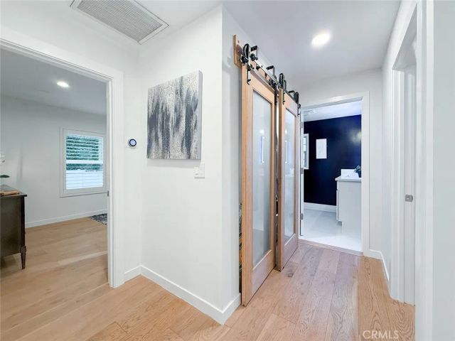15722 Magnolia, Encino, CA 91436