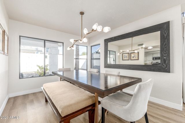 3314 E LONGHORN Drive, Phoenix, AZ 85050