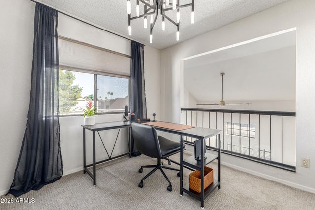 3314 E LONGHORN Drive, Phoenix, AZ 85050