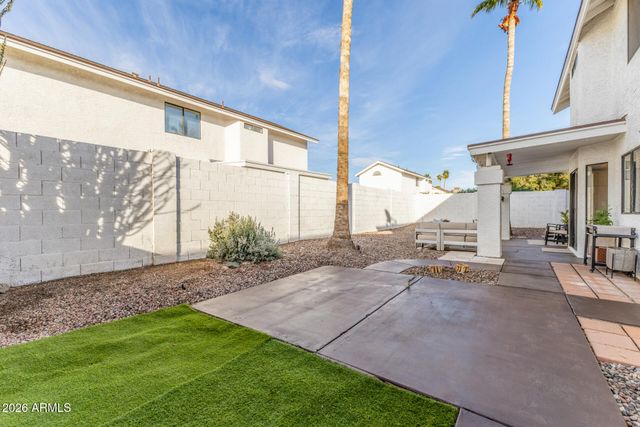 3314 E LONGHORN Drive, Phoenix, AZ 85050