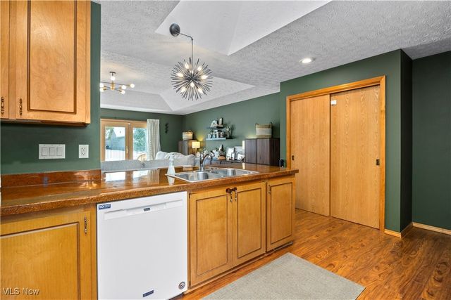 33125 Tanager Court, North Ridgeville, OH 44039