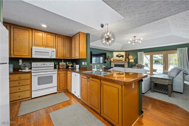 33125 Tanager Court, North Ridgeville, OH 44039