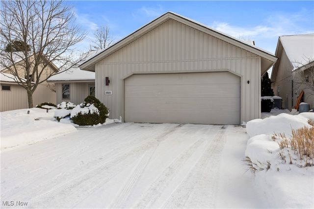 33125 Tanager Court, North Ridgeville, OH 44039