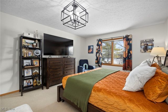 33125 Tanager Court, North Ridgeville, OH 44039