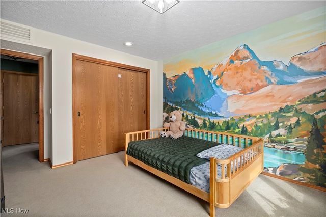 33125 Tanager Court, North Ridgeville, OH 44039