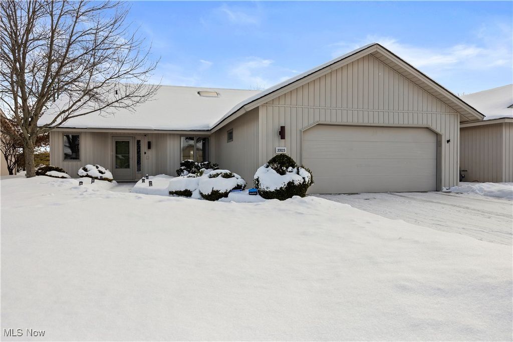 33125 Tanager Court, North Ridgeville, OH 44039